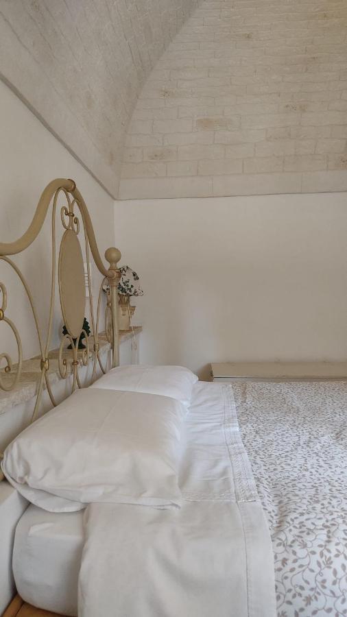 Pensjonat Trulli Di Zia Tata Locorotondo Zewnętrze zdjęcie