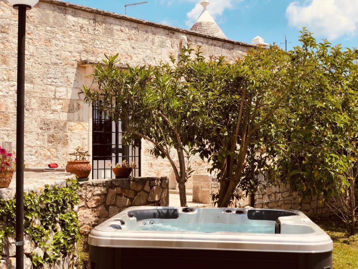 Pensjonat Trulli Di Zia Tata Locorotondo Zewnętrze zdjęcie