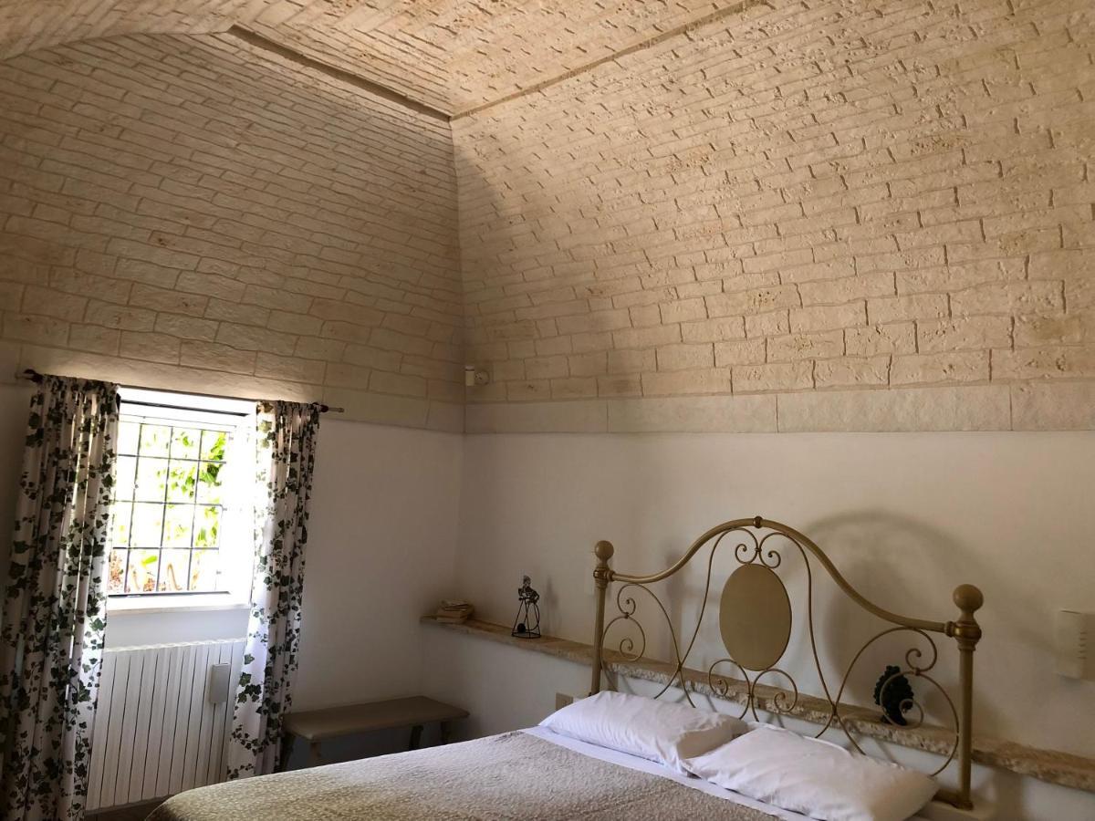 Pensjonat Trulli Di Zia Tata Locorotondo Zewnętrze zdjęcie