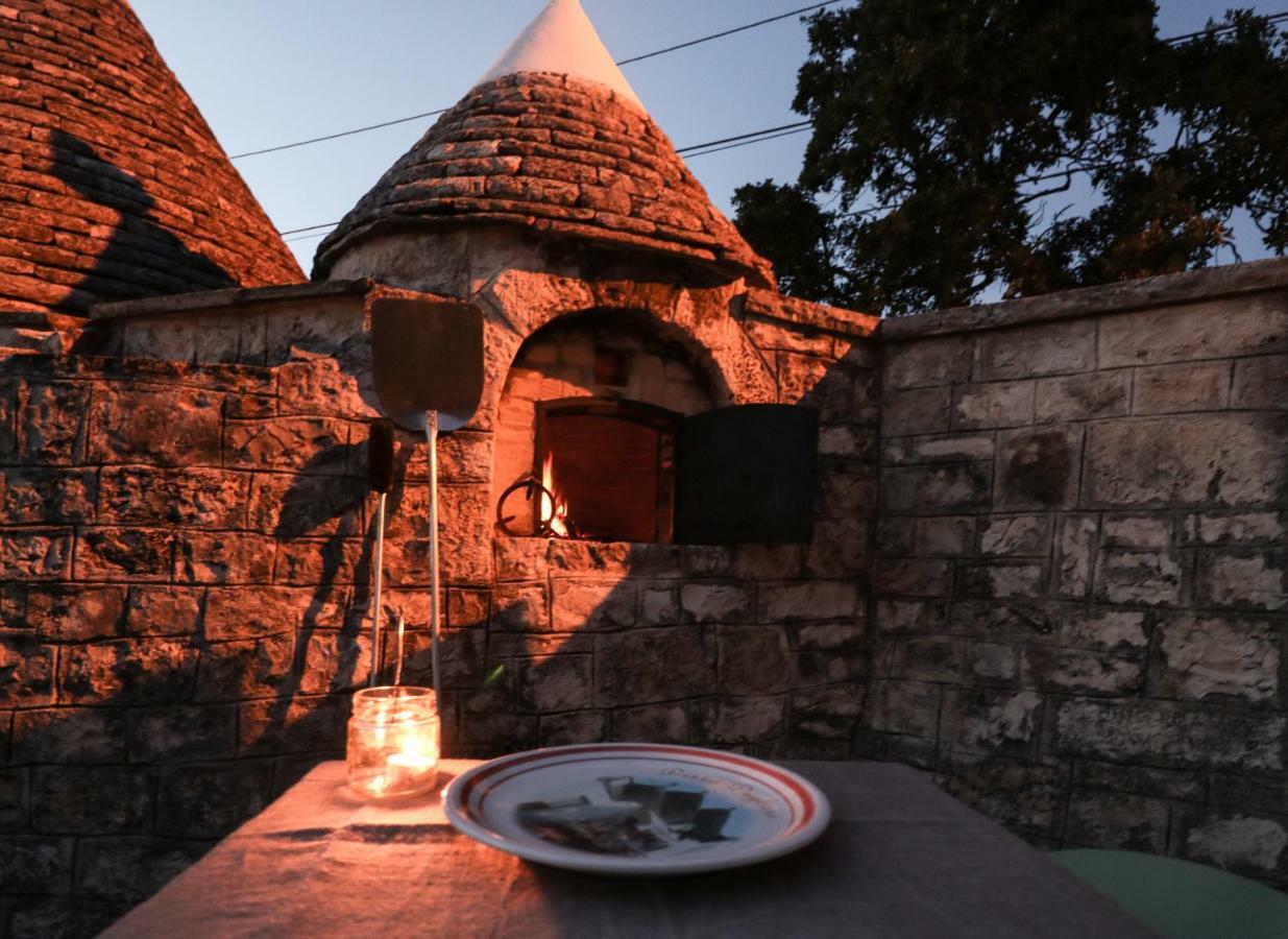 Pensjonat Trulli Di Zia Tata Locorotondo Zewnętrze zdjęcie