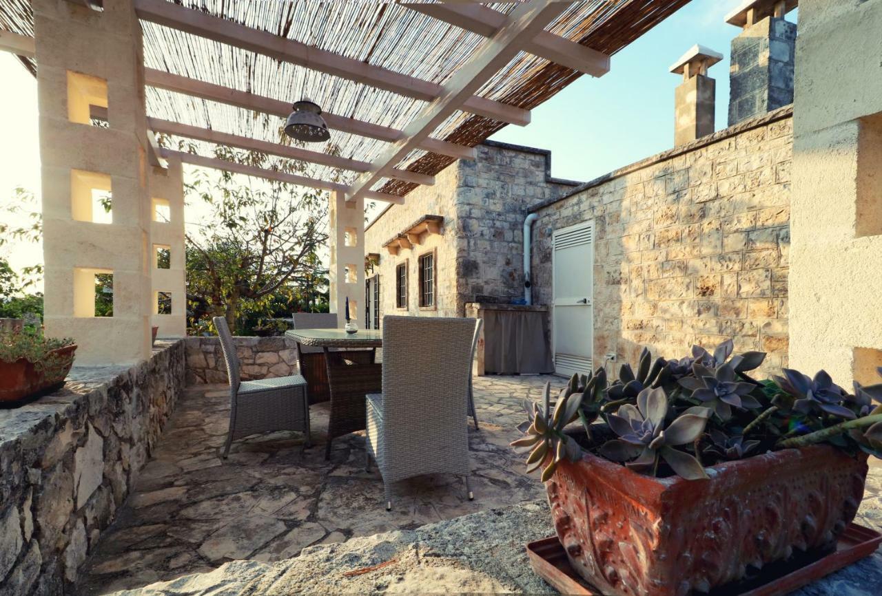 Pensjonat Trulli Di Zia Tata Locorotondo Zewnętrze zdjęcie